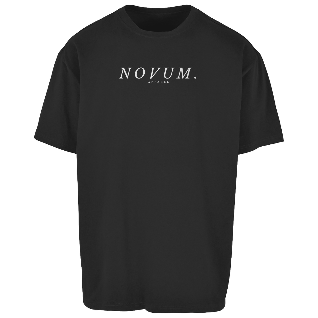 Schwarzes Unisex Oversize Shirt: Atmungsaktiv, Oversize Fit, schlichtes Design vorne mit Novum Apparel Logo auf der Brust, hochwertiger Oversize Dumbbell Backprint, angenehmer Tragekomfort. Perfekt für trendbewusste Käufer. Jetzt online kaufen!