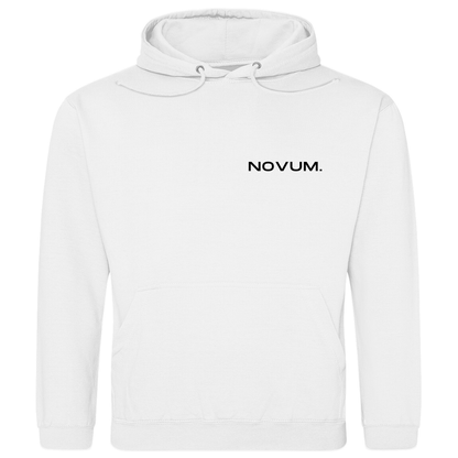 Weißer Novum Momentum Hoodie, unisex, aus 100% ringgesponnener Baumwolle mit einem Stoffgewicht von 280 g/m². Optimale Passform und stilvolles Design. Schlichtes Design auf der Vorderseite mit Novum Logo und hochwertigem Backprint 'Novum presents Momentum Line'. Mit praktischer Kängurutasche.