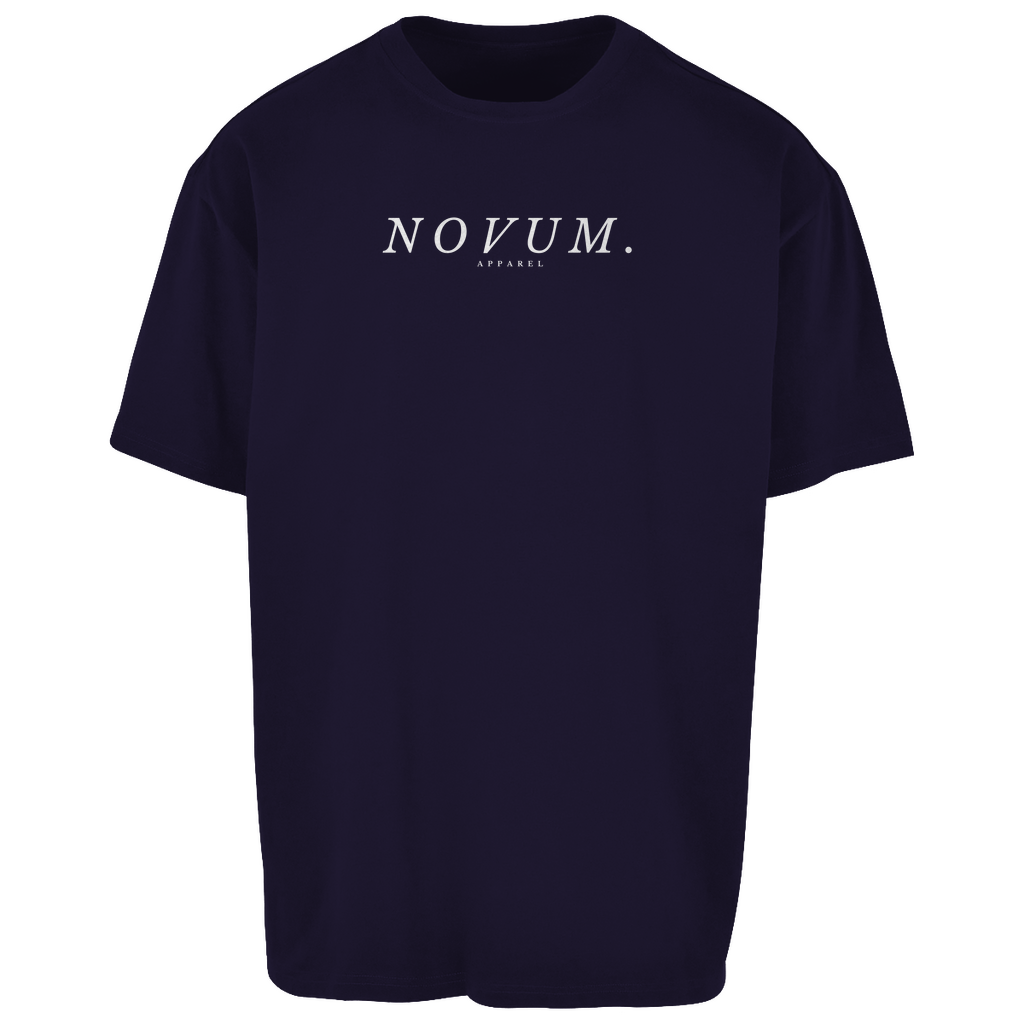 Navy Unisex Oversize Shirt: Atmungsaktiv, Oversize Fit, schlichtes Design vorne mit Novum Apparel Logo auf der Brust, hochwertiger Oversize Dumbbell Backprint, angenehmer Tragekomfort. Perfekt für trendbewusste Käufer. Jetzt online kaufen!