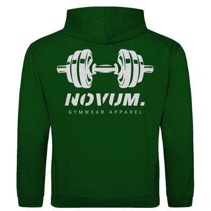 Grüner Unisex Hoodie: Optimale Passform, stilvolles Design, schlichtes Design vorne mit Novum Apparel Logo auf der Brust, hochwertiger Dumbbell Backprint, hergestellt aus 100% ringgesponnener Baumwolle mit einem Stoffgewicht von 280 g/m², praktische Kängurutasche. Perfekt für trendbewusste Käufer. Jetzt online kaufen!