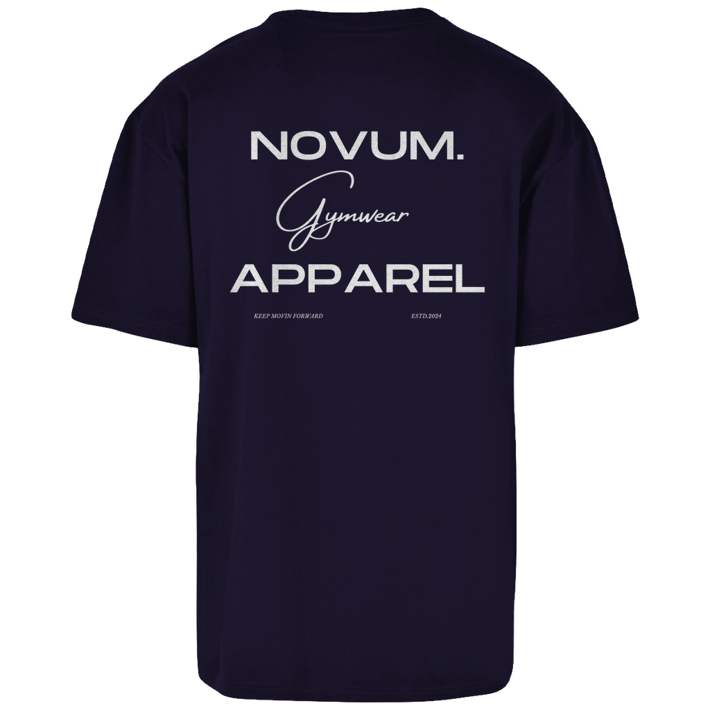 Navy Novum Gymwear Oversize Shirt, unisex, atmungsaktiv und angenehm zu tragen. Schlichtes Design auf der Vorderseite mit Novum Logo. Hochwertiger Backprint 'Novum. Apparel - Gymwear'. Ideal für den sportlichen Look.